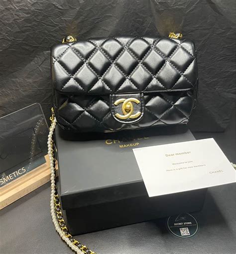 chanel beauty birthday gift|chanel makeup bag free gift.